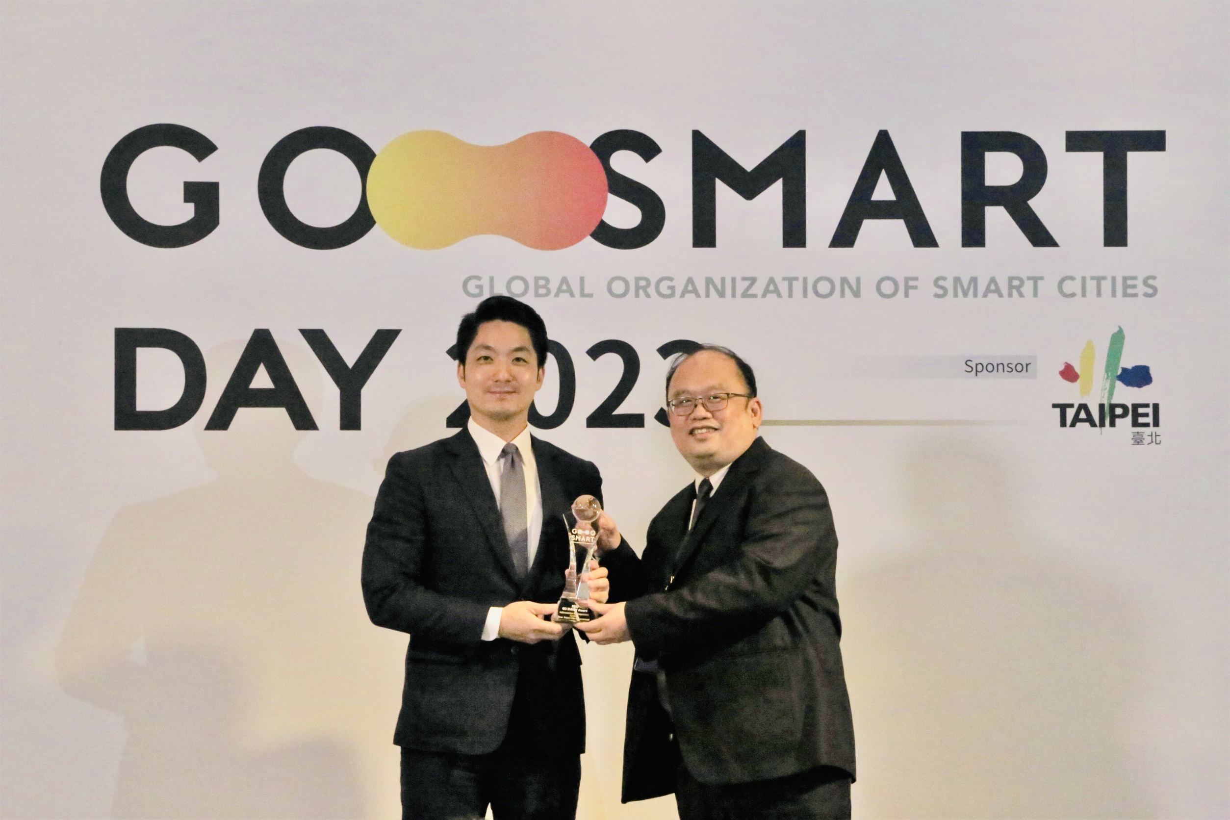新北行動支付NewTaiPAY跨域經濟新利器 勇奪GO SMART大獎